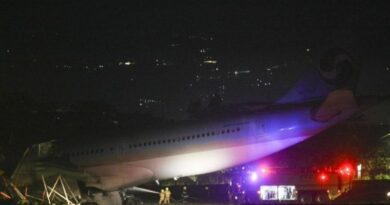 Korean Airline crash landed in Philippine Civil Aviation Korea