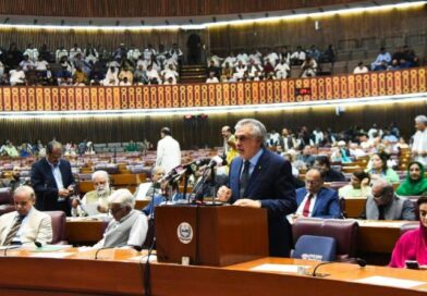 Ishaq dar in National Assembly presenting Budget 2023