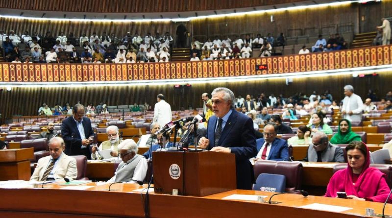 Ishaq dar in National Assembly presenting Budget 2023